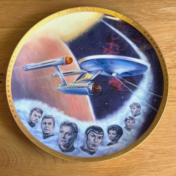 Star Trek USS Enterprise NCC1701 Commemorative Collector Plate - Picture 3 of 12